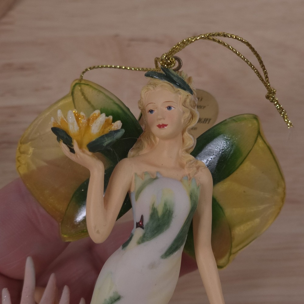 Fairy Ornament On Wings of Light "Swan's Graceful Dance" Ashton Drake - Picture 7 of 8